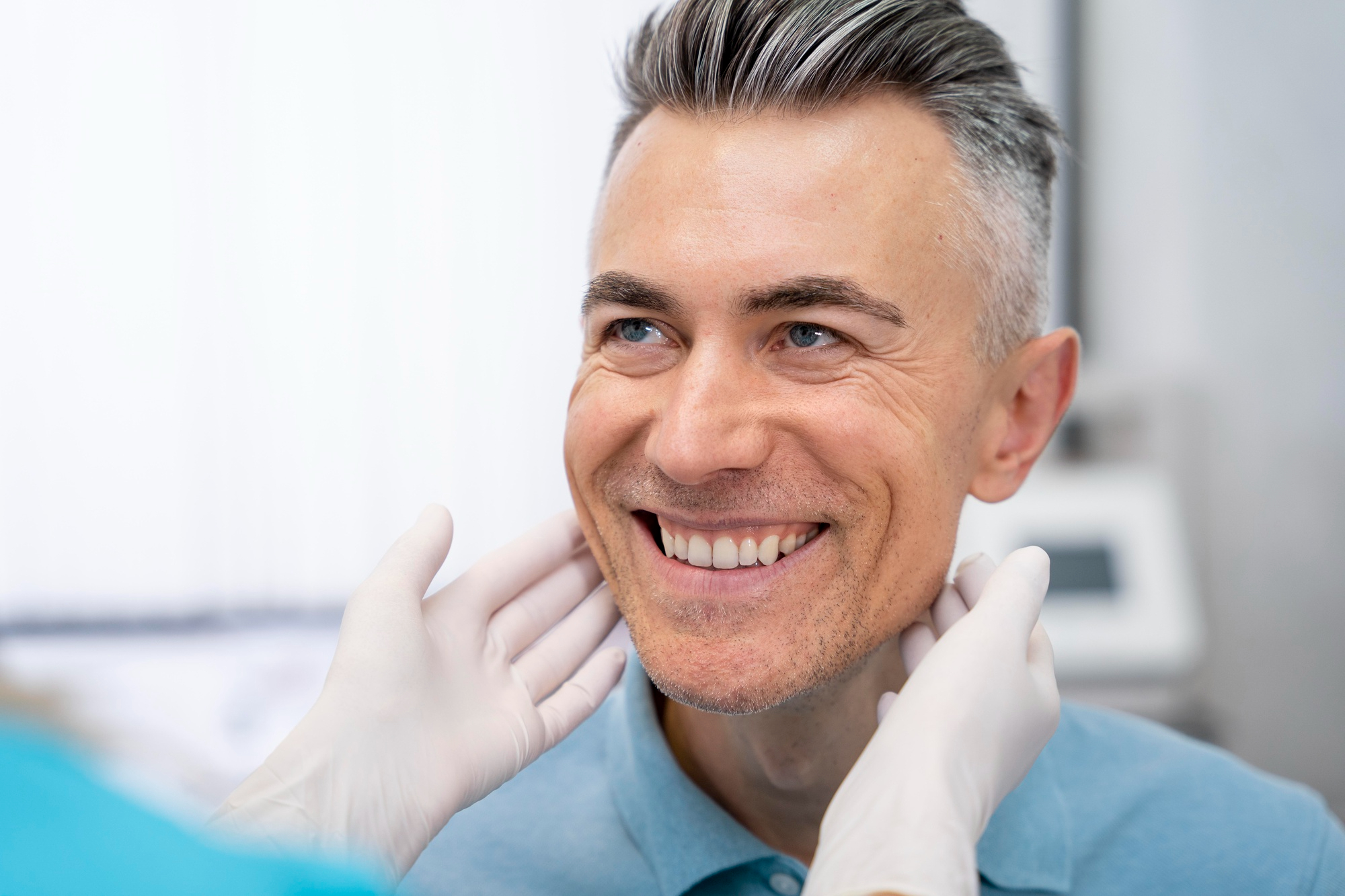 The Royal Road to a Perfect Smile: Understanding Dental Crowns at Puri Dentistry, Oxnard, CA