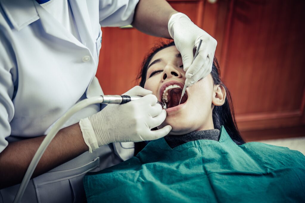 Dentists treat patients' teeth oxnard