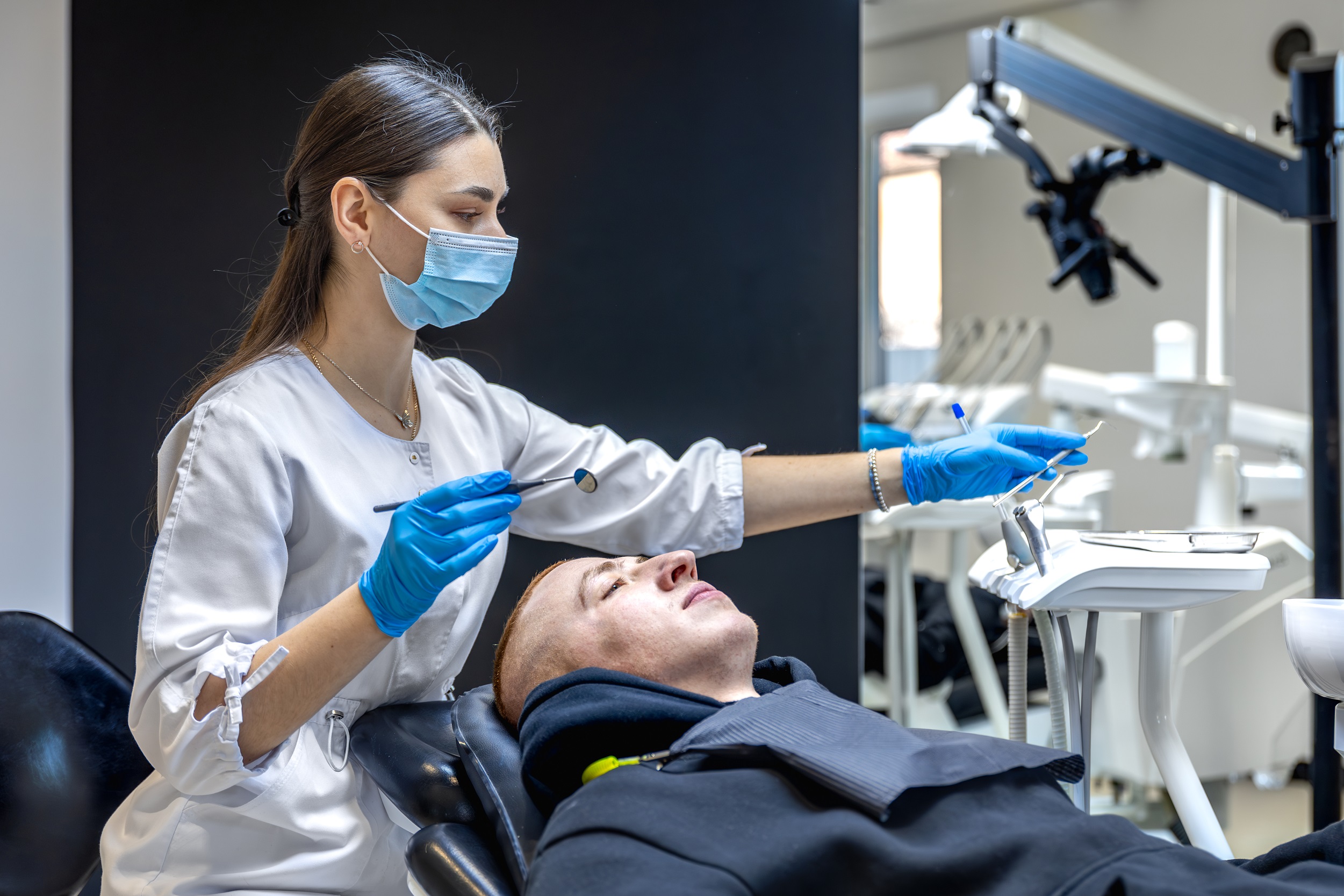 Female dentist in oxnard